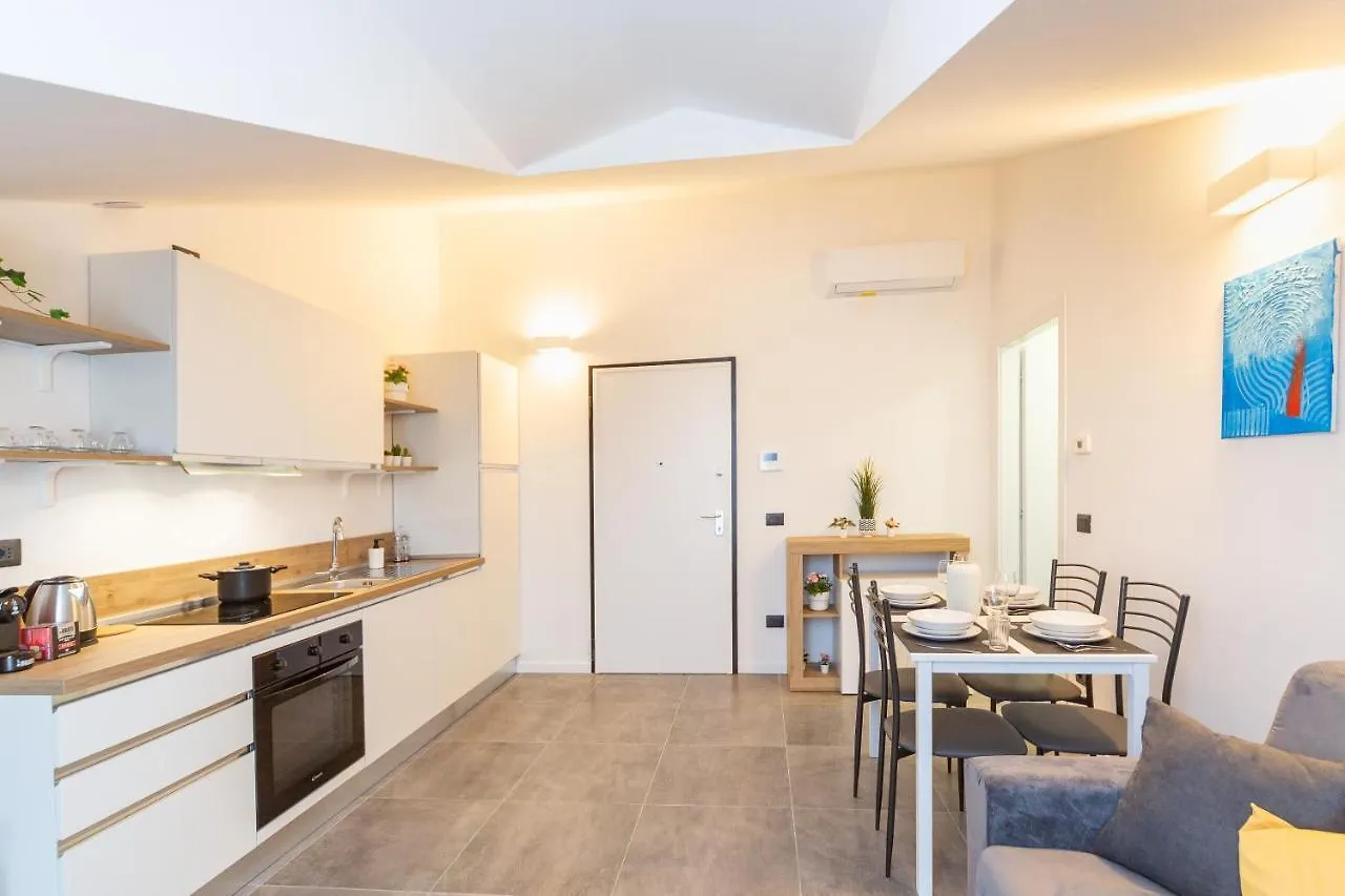 Khl Apartments - Sansiro, Milano Italia