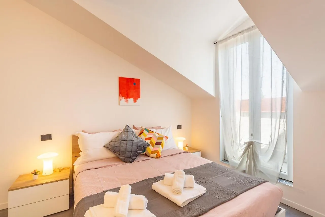 Khl Apartments - Sansiro, Milano 0*, Mediolan